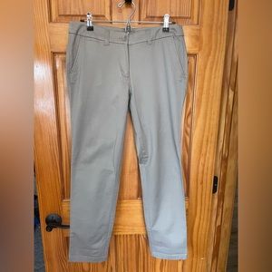 Ladies Gray Capri pants